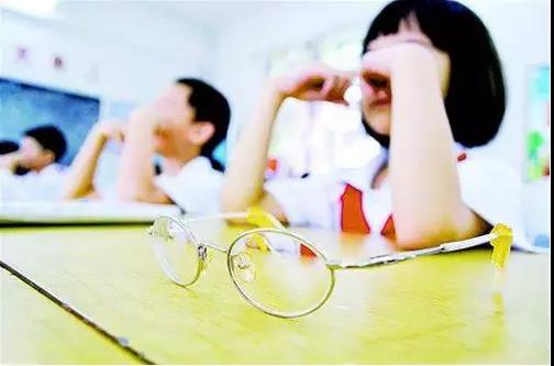 良好的用眼习惯可有效预防青少年近视！